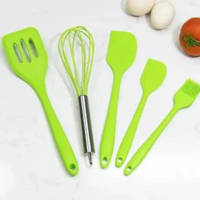 Kit 5 Peças Utensílios de Cozinha  em Cores Sortidas – Design Resistente e Moderno